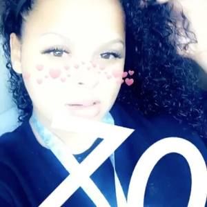 Meet your Posher, Desare'e